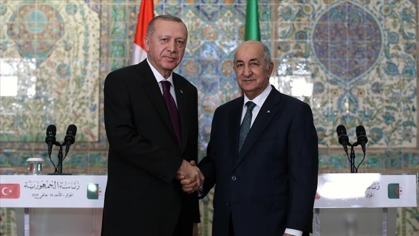 أردوغان ونظيره الجزائري يبحثان التطورات في تونس